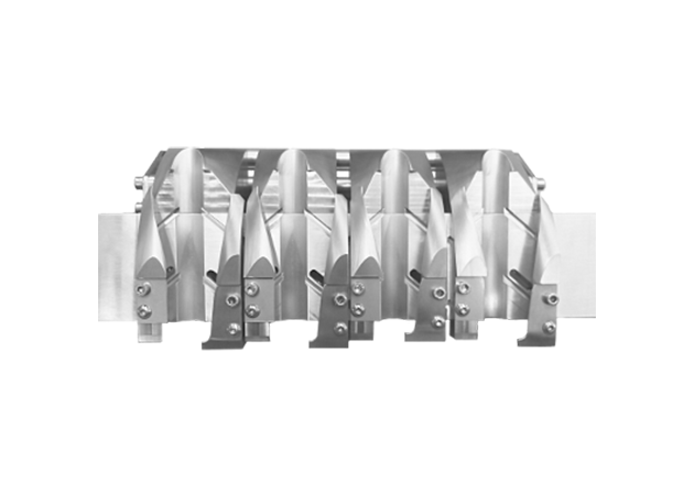 geöffnete Formschultern eines Stickpack-Formatsatzes